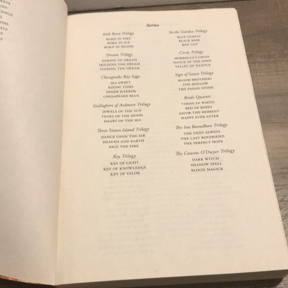 Face the Fire ( Three Sisters Island Trilogy) (Paperback) by Nora Roberts - Picture 10 of 12